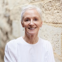 Dr Sarah Paton